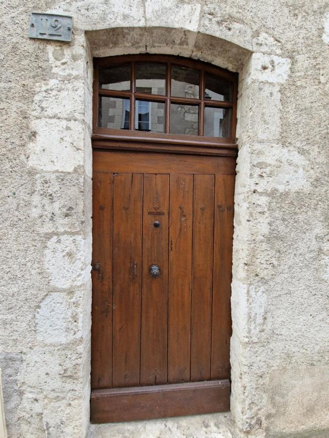 Le Saint Jean Et Son Parking Privee Apartment Blois Exterior photo